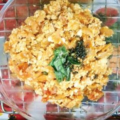A picture of Egg crumble.