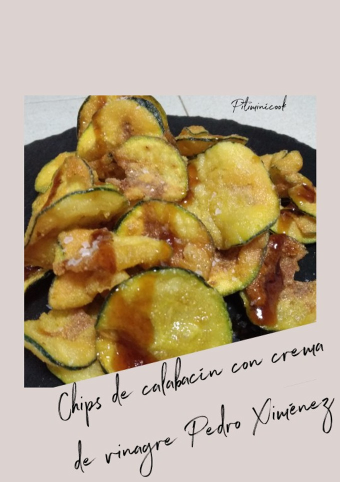 Una foto de Chips de calabacín con crema de vinagre Pedro Ximénez