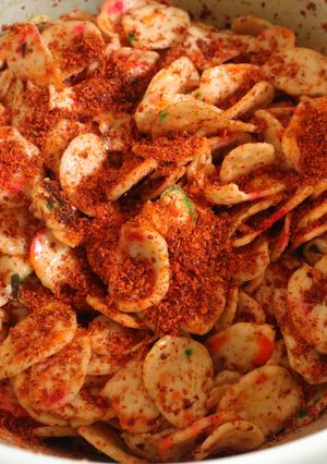 Foto resep Kerupuk Seblak Pedas dan Gurih, Cocok untuk cemilan bersantai
