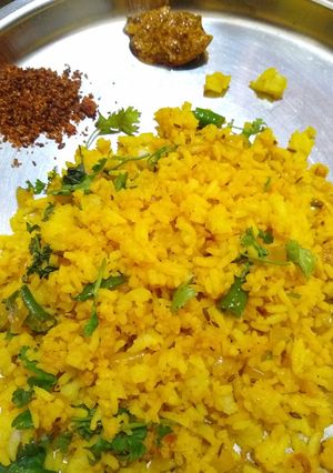 भुना हुआ चावल (bhuna hua chawal recipe in Hindi) रेसिपी मुख्य फोटो