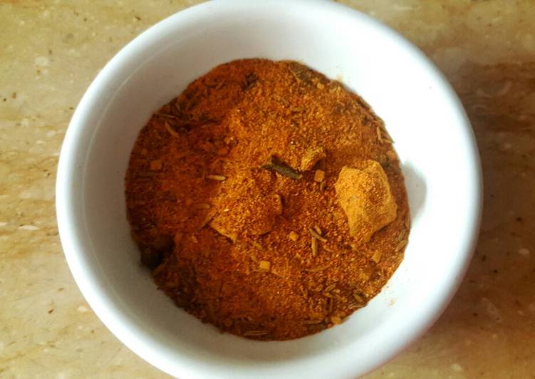 Steps to Make Quick Spice mix (Sindhi Biryani)🌶🌶