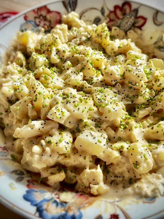 Una foto de Ensalada templada de patata con mayonesa de limón y mostaza