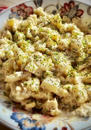 Foto principal de Ensalada templada de patata con mayonesa de limón y mostaza