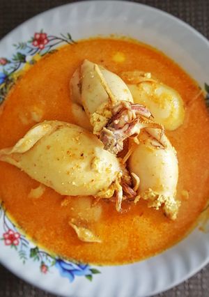 Foto resep Gulai Cumi Isi Tahu