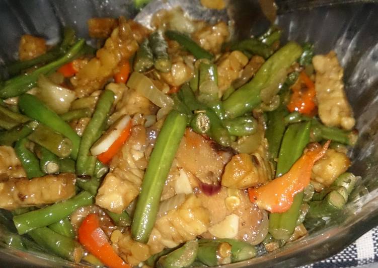 Oseng kacang panjang dan tempe