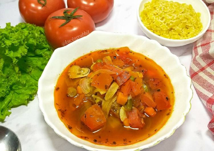 Resep (3.18) Vegetable Minestrone Soup / Sup Sayur Khas Italia (Vegan) Anti Gagal