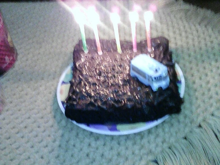 Langkah Mudah untuk Membuat Resep  Cake Coklat Ultah Tayo by: Erni Hartanti.Amd😍😄😘 yang Menggugah Selera, Lezat