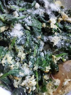 Una foto de Revuelto de espinacas con queso