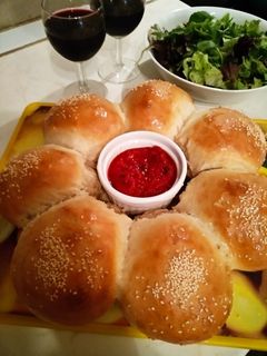 Φωτογραφία της συνταγής Ψωμάκια γεμιστά με ζαμπόν κασέρι