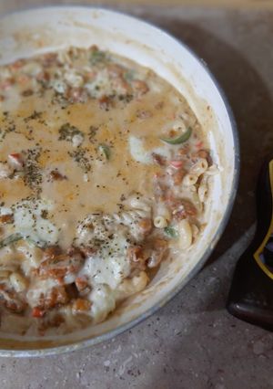 A picture of Bar B Q Saucy Pasta.