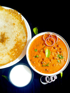 கேரளா கடலை கறி (Kerala kadala curry recipe in tamil) செய்முறை முக்கிய புகைப்படம்