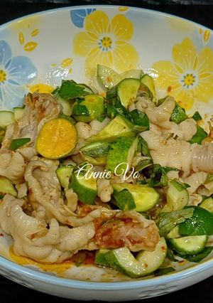 Hình của món Chân gà sốt Thái dưa leo.