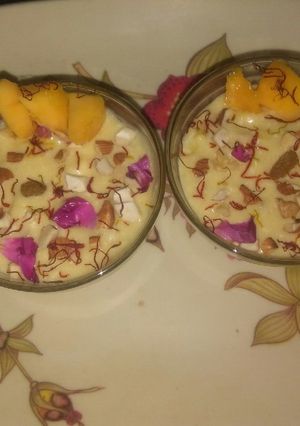 A picture of Mango shrikhand.