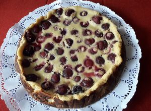 Una foto de Tarta de cerezas o Clafoutis de cerezas