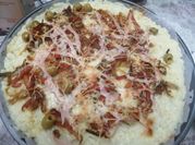 Una foto de coliflor con atun