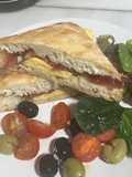 Tortilla casi japonesa, mmmm para bocadillos, con aire español