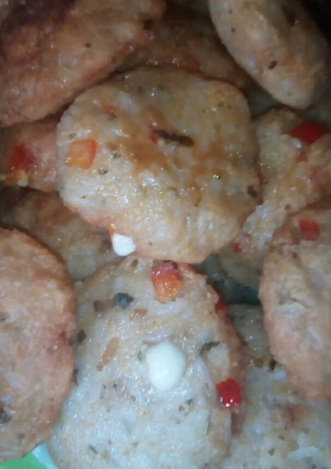 Una foto de Croquetas de arroz rellena con mozzarella