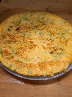 Una foto de Tortilla de ajillos tiernos