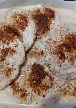 A picture of 👌😁😁😁 Dahi Baray😁😜.