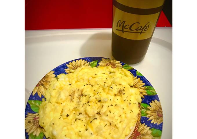 Resep Scrambled Eggs Ala Mcd Oleh Meli Cookpad