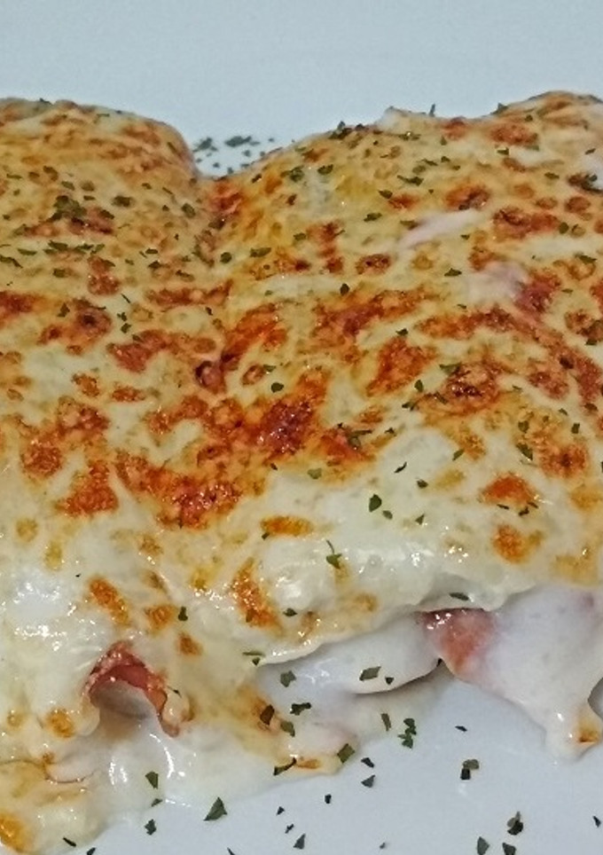 Una foto de Pencas de acelga con jamón