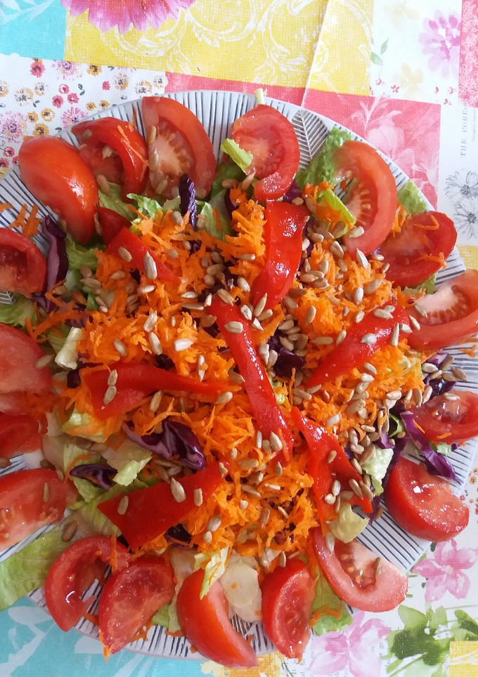 Una foto de Ensalada vegetariana