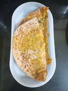 पनीर पराठा (Paneer Paratha Recipe In Marathi) रेसिपी चे मुख्य फोटो