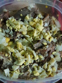 Una foto de Lengua a la limoneta con ajo, cebolla y huevo
