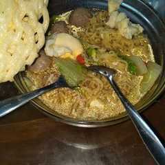 Indomie soto + bakso রেসিপির প্রধান ছবি