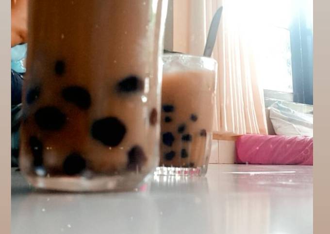 WhiteCoffe with boba brown sugar