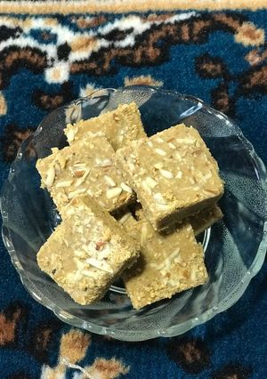 મેથી પાક (Methi Paak Recipe In Gujarati) રેસીપી મુખ્ય ફોટો