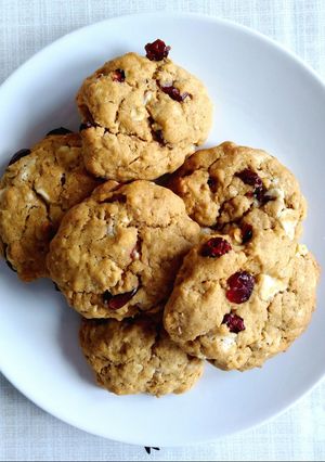 Φωτογραφία της συνταγής Μπισκότα με cranberries και λευκή σοκολάτα