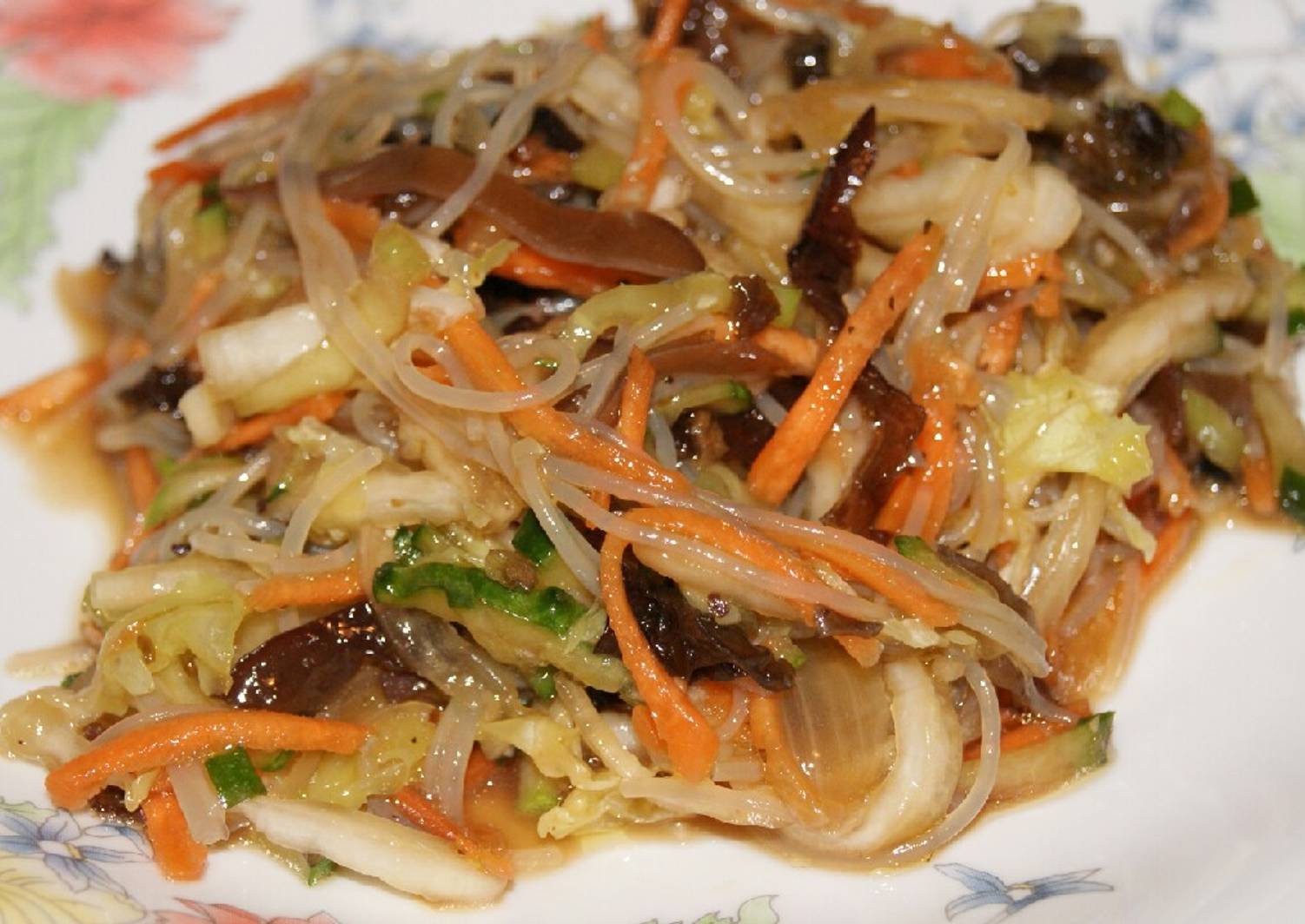 Фунчоза с грибами по корейски