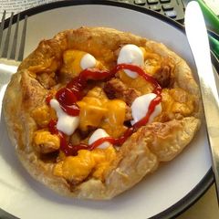 A picture of paratha pizza homemade.