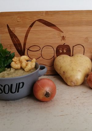 Zellerkrémleves recept fotója