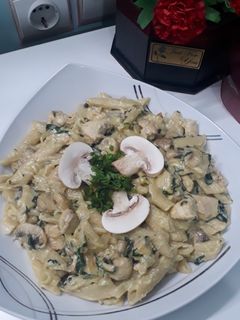 عکسی از دستور پاستا پنه آلفردو