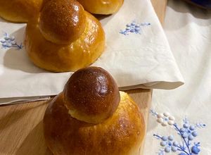 Foto di ‘’Brioscia cu tuppu ‘’ Brioche col tuppo a lunga lievitazione 🌷