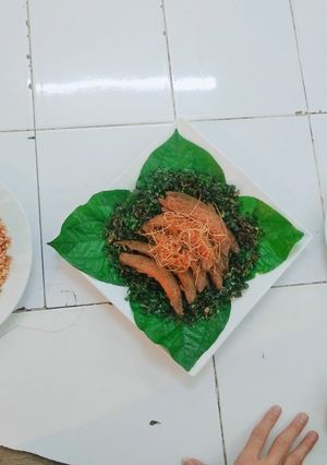 Hình của món Chạch Chiên Lá Lốt.