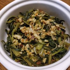 A picture of Adobong Kangkong or Morning Glory.