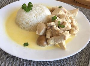 Una foto de Simil “Strogonoff” de pollo rapidísimo!