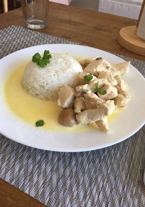 Una foto de Simil “Strogonoff” de pollo rapidísimo!