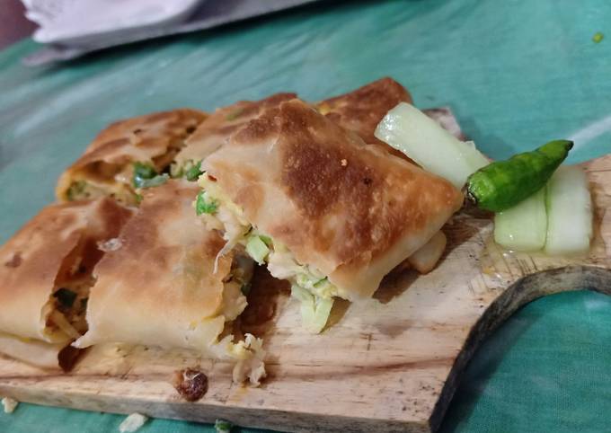 1. Martabak Telor cap Ndut (disertai membuat kulit martabak)