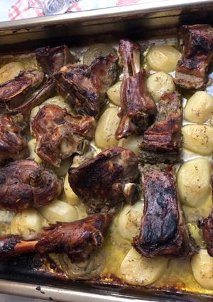 Una foto de Cordero asado al horno