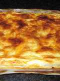 Hojaldre con chucrut, patatas y cebolla