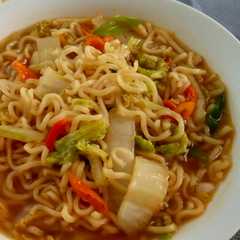 A picture of Mie Rebus Kuah Super Pedas.