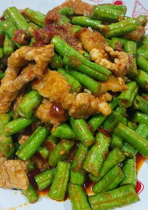 รูปของ ผัดพริกแกงถั่วฝักยาวหมูสามชั้น