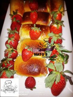 A picture of Strawberry and peanut butter rolls.