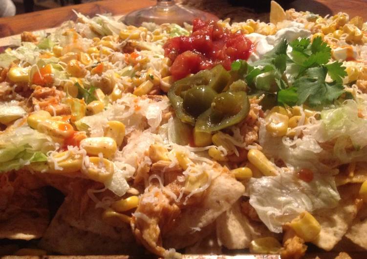 Buffalo Chicken and Corn Nachos