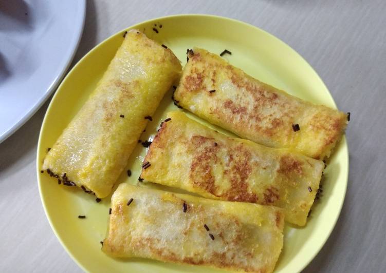 Bagaimana Menyiapkan Banana French Toast, Enak