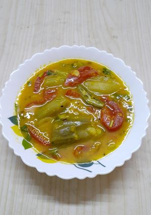 ঝিঙে দিয়ে মুসুর ডাল রেসিপির প্রধান ছবি